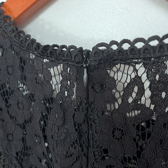 Vintage black lace top - Picture 6 of 7